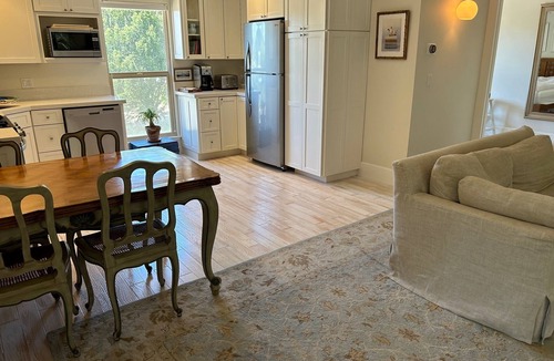 Sonoma Apartment | Fully furnished 1 bed in-law apartment at the end of a quiet country lane.