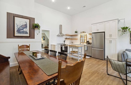 St. Marys Apartment | #G 2-Story, Modern Rustic Apt in Cntrl Downtown