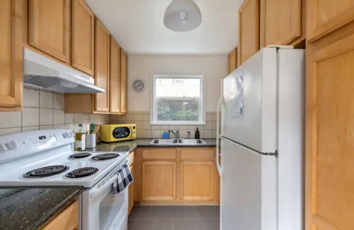 Sharp Park Condo | Game room, hot tub, 20 min to SF, beach 1 block away