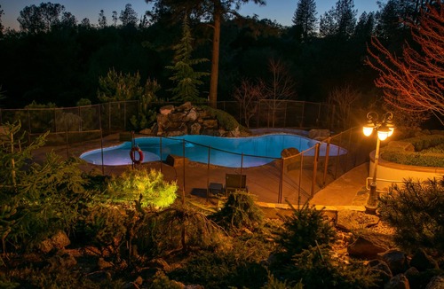 Mariposa House | Gateway To Yosemite 10 Acre Private Estate