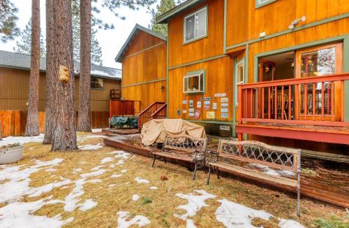 Montgomery Estates House | Gentian Family Retreat