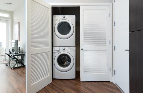 Shoreline West Apartment | Global Luxury Suites at Downtown Mountain View