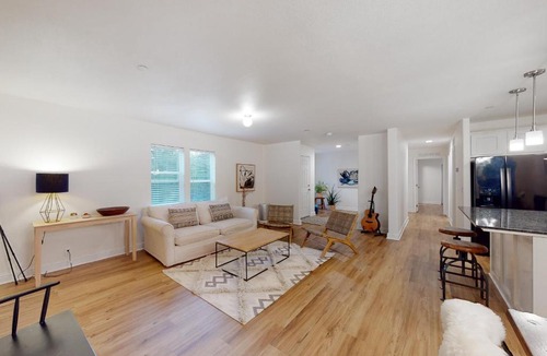 Freestone House | Goat Hill