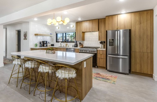 Racquet Club South House | GoldFinger - Recently Renovated Palm Springs Luxury