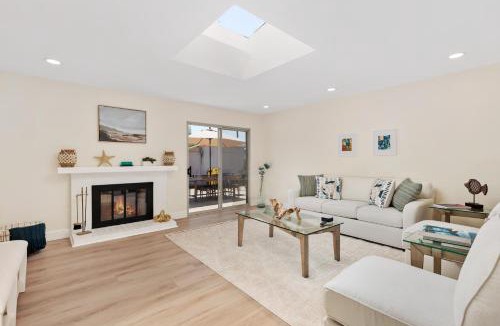 Olde Carlsbad House | Golf - Beach - Legoland - Shopping - Dining