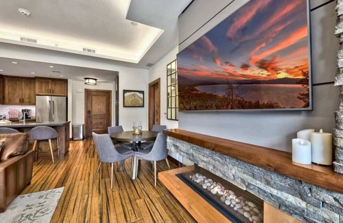 Lakeside Park Condo | Gondola @Heavenly, 6 Beds, Pool+Hot Tub, Game Room