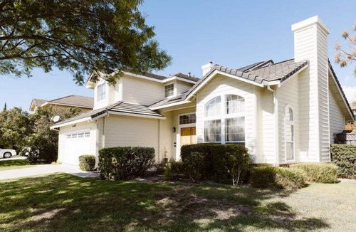 Union City House | Grand Executive Luxury Home