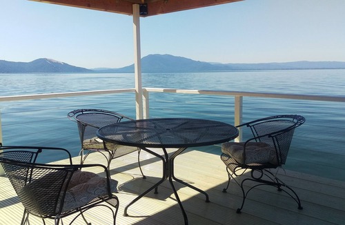 Nice House | Great Price! Sunset Beach House private beach, firepits, hottub, dock, & more!