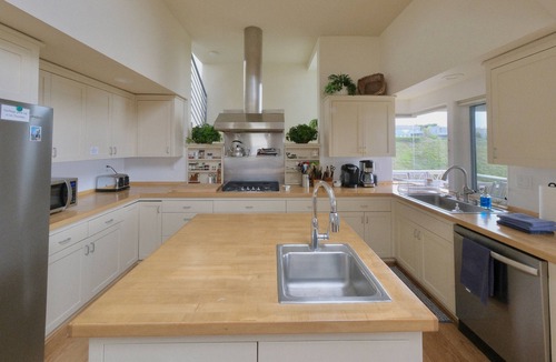 Bodega Bay House | Great Value - in Bodega 4/Bedrooms/4Baths, Hot Tub/Pool Table on BB Golf Course