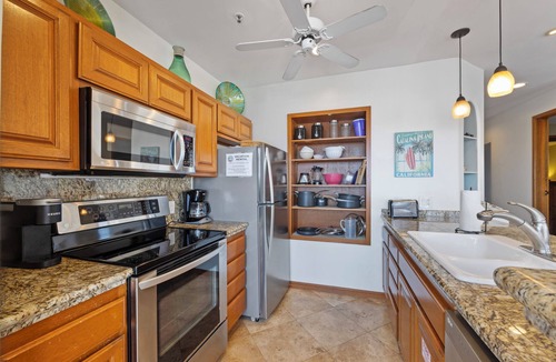 Avalon Condo | H174: Light & Airy Corner Villa, Stunning Panoramic Ocean Views, Golf Cart - Ham