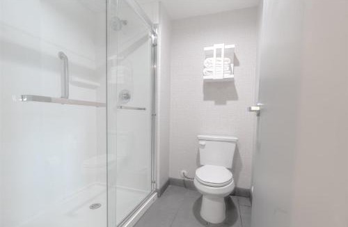 Valencia Hotel | Hampton Inn By Hilton Santa Clarita-Valencia