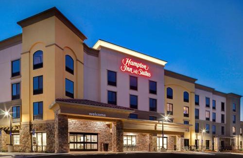 Marina Hotel | Hampton Inn & Suites Marina
