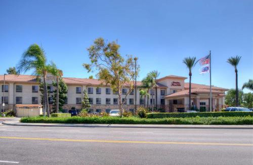 Ontario Hotel | Hampton Inn & Suites Ontario