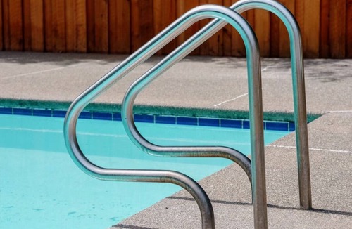 Guerneville Hotel | Haven of Relaxation! 2 Comfortable Units, Minutes to Sunset Beach County Park