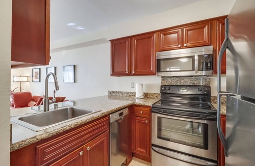 Hillcrest Condo | Heart of San Diego furnished one bed, one bath