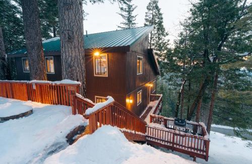Yosemite West House | Henness House