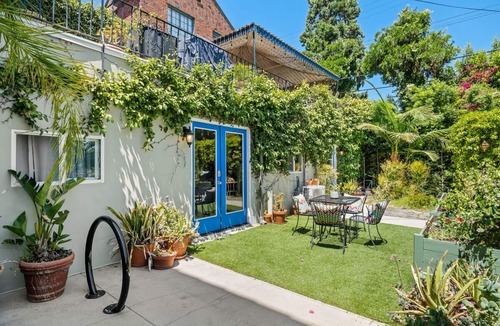 Los Feliz Apartment | Hidden Oasis at Griffith Park