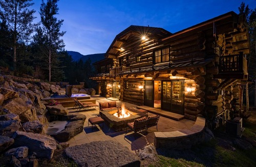 Vail House | Highcliffe Lodge Vail Luxury- Cinema HotTub Firepit GameRoom-Free Solaris Garage
