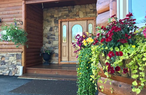 Homer House | Highly rated, loved by all, sauna, pet friendly, and many amenities!