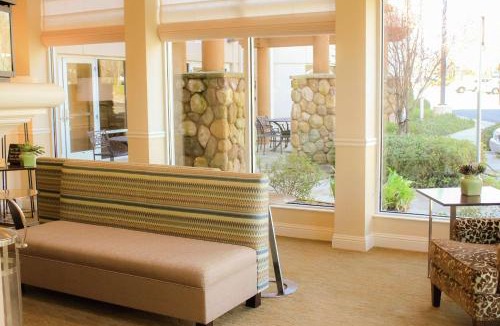 South Bechelli Hotel | Hilton Garden Inn Redding