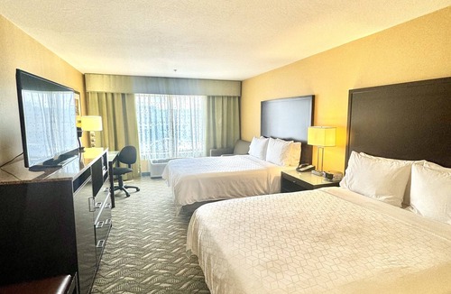 Morgan Hill Hotel | Holiday Inn Express Hotel & Suites San Jose-Morgan Hill by IHG