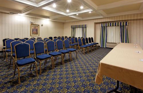 San Pablo Hotel | Holiday Inn Express San Pablo - Richmond Area by IHG