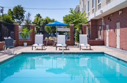 Arden-Arcade Hotel | Holiday Inn Express & Suites Sacramento NE Cal Expo by IHG