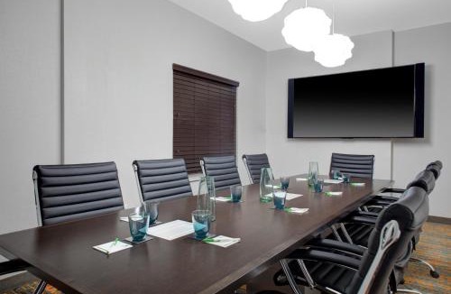 Windsor Hotel | Holiday Inn Windsor - Wine Country by IHG