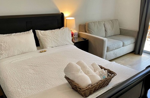 Hollywood Apartment | Hollywood's Suite