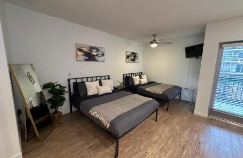 Little Armenia Apartment | Hollywood Universal Studios Apartment FREE parking