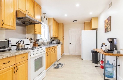Cypress House | Home Away From Home Near Disneyland, Knott’s Berry Farm, Beaches, & Los Angeles.