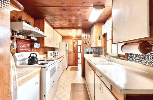 Midpines Other | Homestead Ranch near Yosemite w/Horses & Chickens
