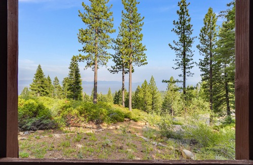 Talmont Cabin | Horizon by AvantStay | Stunning A-frame Cabin w/Hot Tub, Billiards, Lake Views