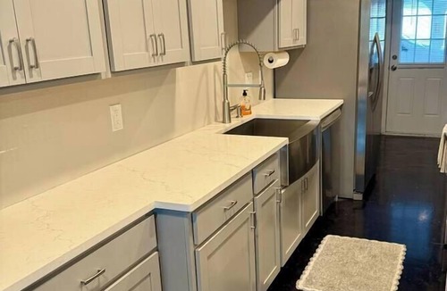 North San Antonio - SAT House | Hot Tub | 2BR Duplex | Pet Friendly| Near Airport