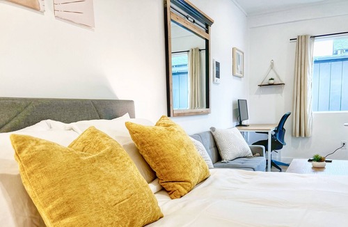 City Heights Apartment | ~Hot Tub Getaway in Central San Diego~
