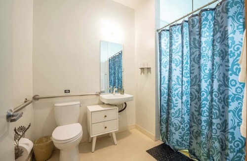 Logan Heights Hotel | Hotel Narcissus - Room 2