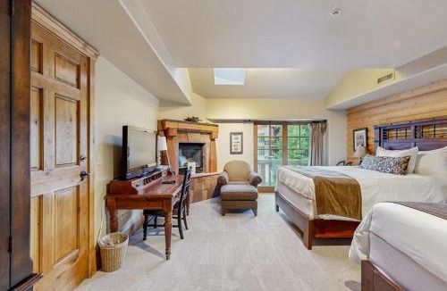 Deer Valley House | Hotel studio with views fireplace & close to everything
