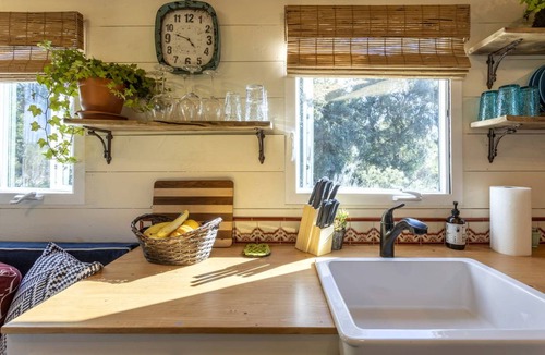 Warner Springs House | House ∙ 1 bedroom ∙ 3 guests