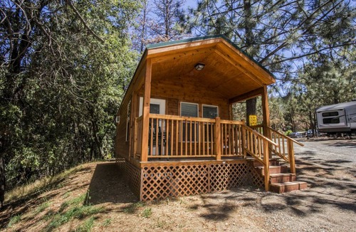 Groveland House | House ∙ 1 bedroom ∙ 4 guests