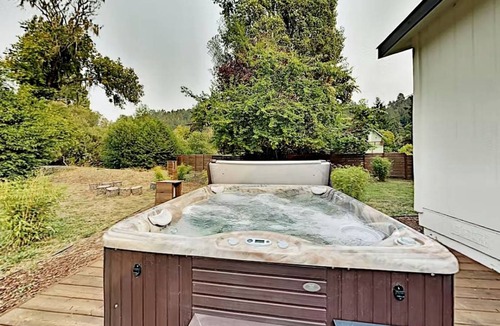 Monte Rio House | House ∙ 1 bedroom ∙ 6 guests
