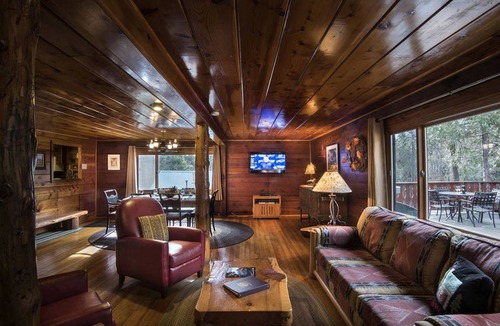 North Wawona House | House ∙ 1 bedroom ∙ 8 guests