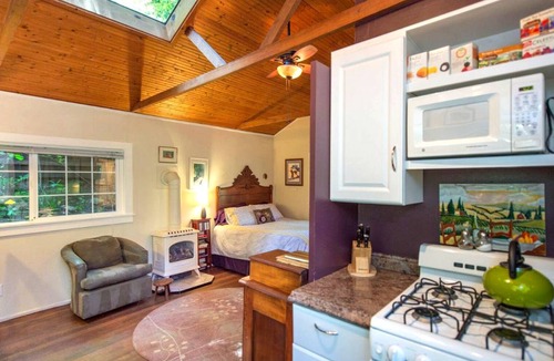 Guerneville House | House ∙ 1 bedroom ∙ 2 guests