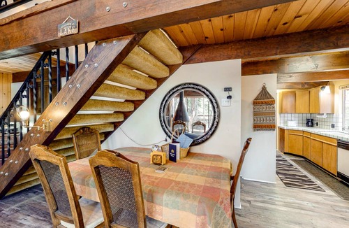 Cedar Glen House | House ∙ 2 bedrooms ∙ 6 guests