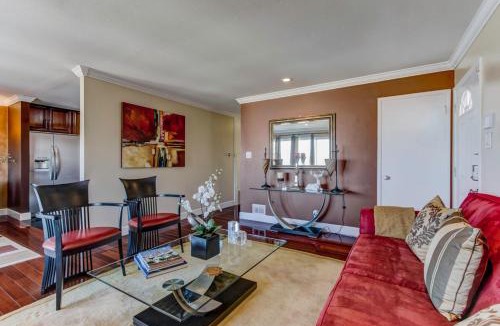 Southern Hills House | House-Canyon Dr