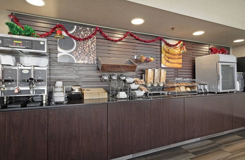 Central Sacramento Hotel | Howard Johnson by Wyndham Sacramento Downtown