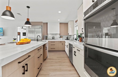 Del Cerro House | Huge 7BR Estate w/Pool, Guest House & Game Room!
