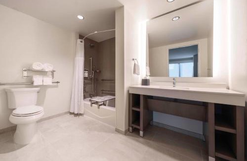 North Natomas Hotel | Hyatt House Sacramento Airport - Natomas