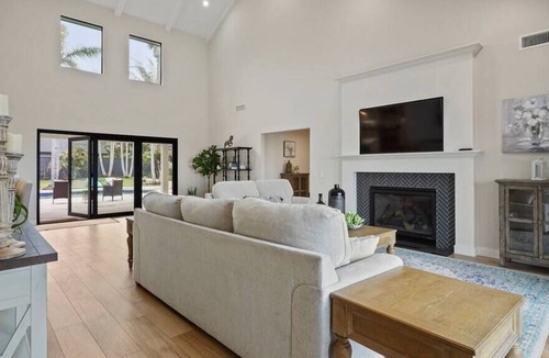 Sunset Cliffs House | Iconic Sunset Cliffs Escape!