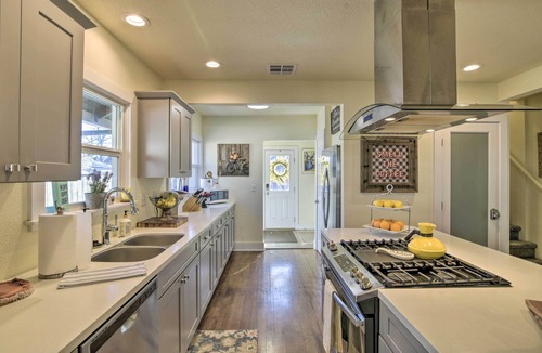 Chico House | Ideally Located Chico Home - Fire Pit & Grill