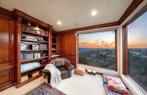 Top of the World House | In Laguna Beach 30 days minimum